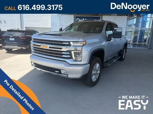 Used 2023 Chevrolet Silverado 2500 High Country AWD/4WD image 1