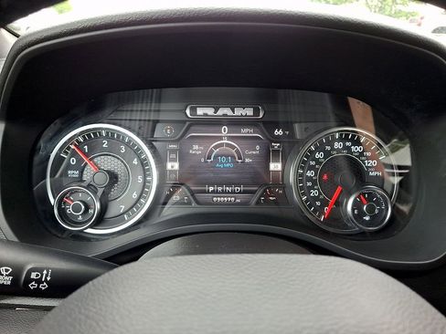 Used 2022 RAM 1500 Big Horn AWD/4WD image 20