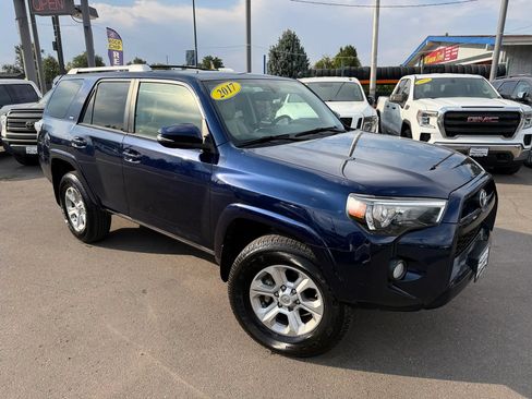 Used 2017 Toyota 4Runner SR5 Premium w/ Convenience Package AWD/4WD image 3