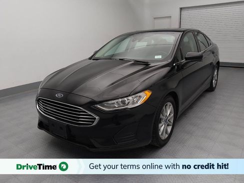 Used 2020 Ford Fusion SE image 1