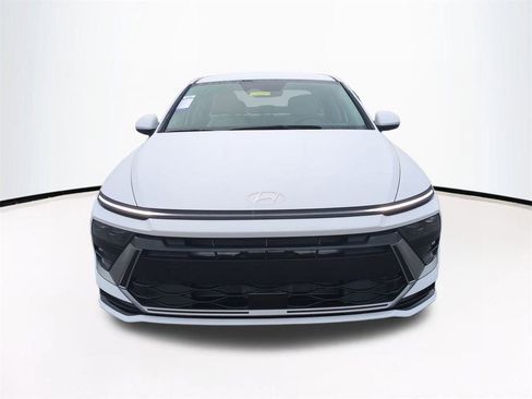 New 2026 Hyundai Sonata SEL FWD image 3