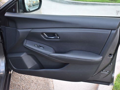 Used 2025 Nissan Sentra S FWD image 51