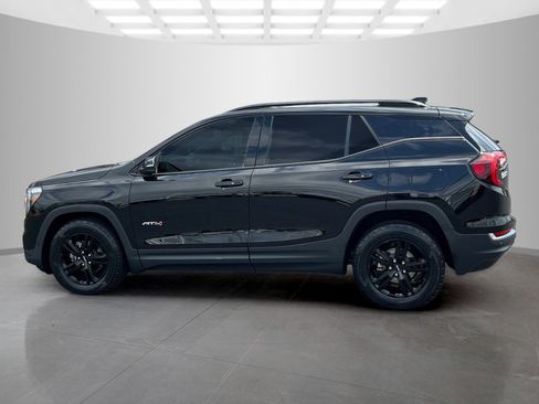 Used 2022 GMC Terrain AT4 w/ Infotainment Package II image 7