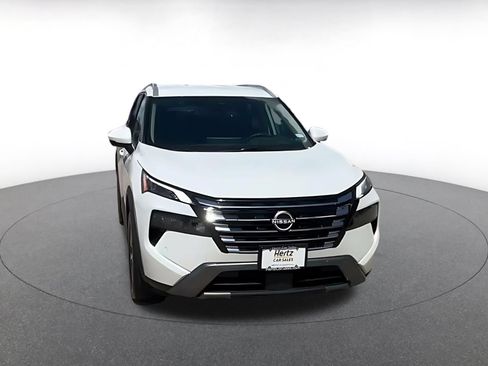Used 2026 Nissan Rogue SL FWD image 4