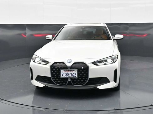 Certified 2023 BMW i4 eDrive35 RWD image 2