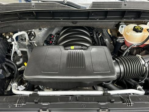 Certified 2024 GMC Sierra 1500 SLT RWD image 23