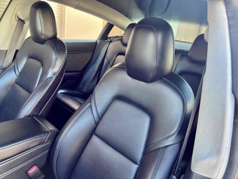 Used 2018 Tesla Model 3 Long Range RWD image 34