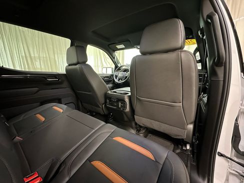 Certified 2025 GMC Sierra 1500 AT4 AWD/4WD image 19