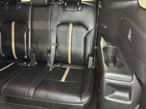 Used 2025 MAZDA CX-90 3.3 Turbo w/ Premium Plus Pkg image 28