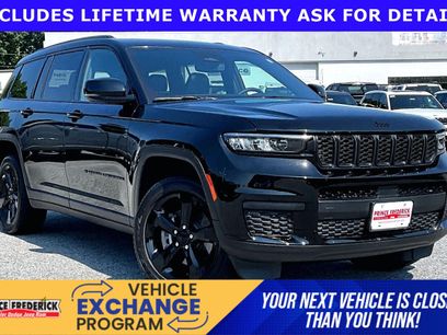 Used 2023 Jeep Grand Cherokee L Laredo