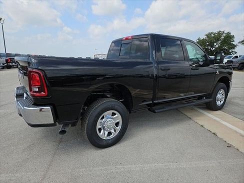 New 2026 RAM 2500 Tradesman AWD/4WD image 38