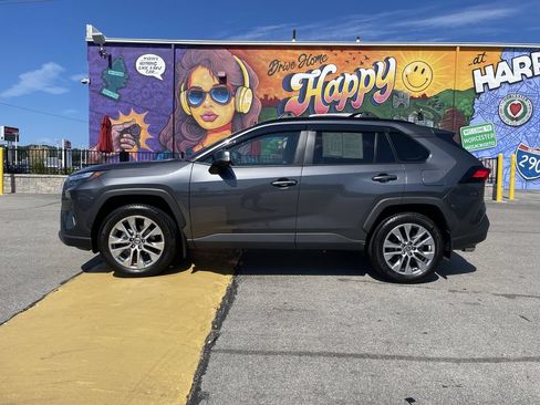 Used 2023 Toyota RAV4 XLE Premium AWD/4WD image 4
