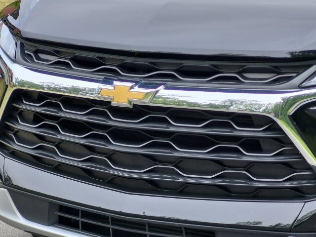 Used 2025 Chevrolet Blazer LT FWD image 24