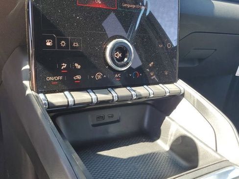 New 2026 GMC Terrain Elevation FWD image 23