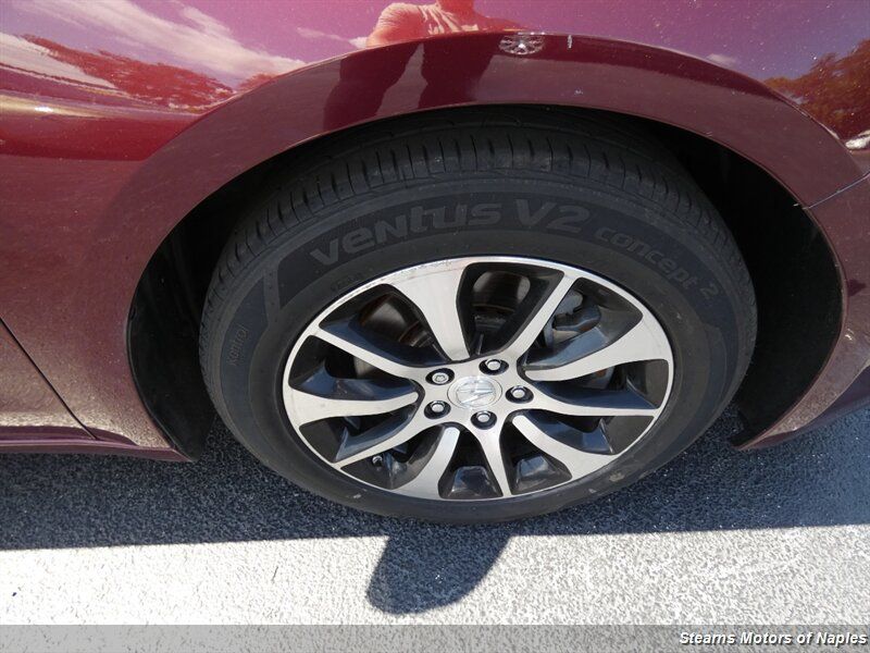Used 2015 Acura TLX w/ Technology Package FWD image 17