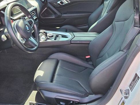 Used 2022 BMW Z4 M40i w/ Driving Assistance Package RWD image 14