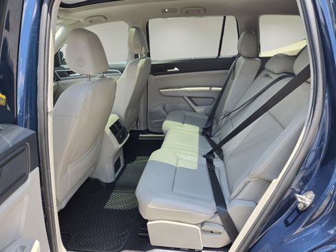 Used 2021 Volkswagen Atlas SEL FWD image 11