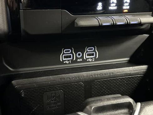 Used 2025 RAM 1500 Big Horn AWD/4WD image 26