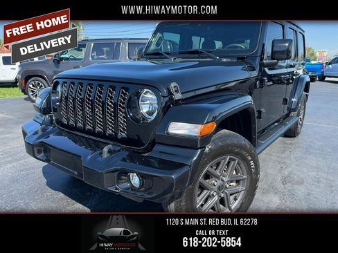 Used 2024 Jeep Wrangler Unlimited Sport image 1