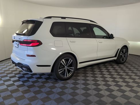 New 2026 BMW X7 xDrive40i w/ Executive Package image 7