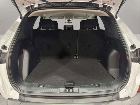 Used 2021 Ford Escape SE image 23