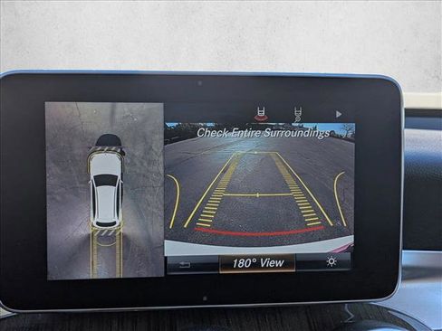 Used 2019 Mercedes-Benz GLC 350e 4MATIC image 15