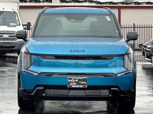 New 2026 Kia EV9 Land image 9