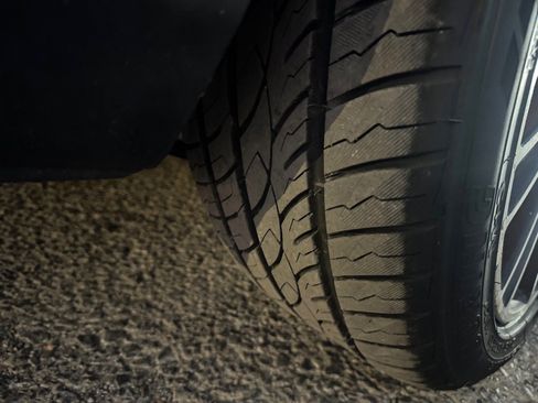 Used 2010 Ford Mustang GT image 17