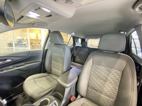 Used 2019 Chevrolet Equinox LT image 14