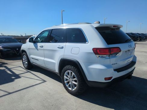 Used 2021 Jeep Grand Cherokee Laredo image 7