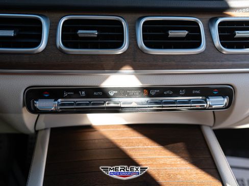 Used 2020 Mercedes-Benz GLS 580 4MATIC image 37