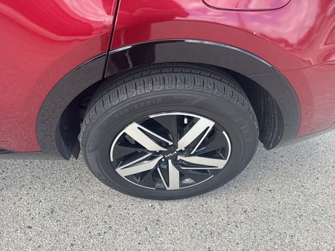 Used 2022 Kia Sorento S image 10