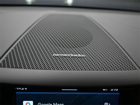 Used 2023 Volvo XC60 B5 Ultimate w/ Protection Package Premier image 31