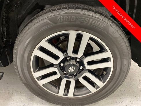 Used 2017 Toyota 4Runner Limited image 10