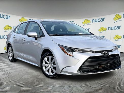 Used 2024 Toyota Corolla LE FWD image 1