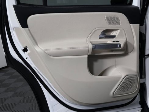 Certified 2023 Mercedes-Benz EQB 300 4MATIC image 13