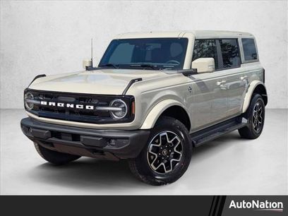 New 2025 Ford Bronco Outer Banks