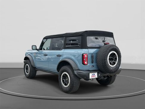 Used 2022 Ford Bronco Badlands w/ Sasquatch Package image 7