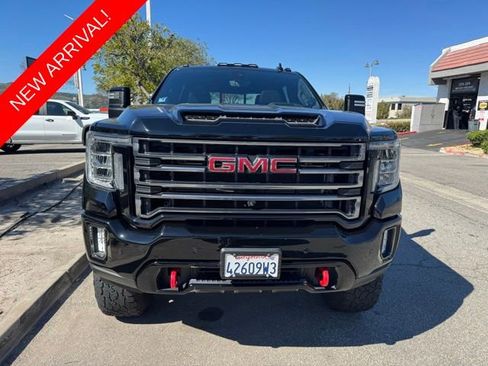 Used 2021 GMC Sierra 2500 AT4 w/ AT4 Premium Plus Package image 2