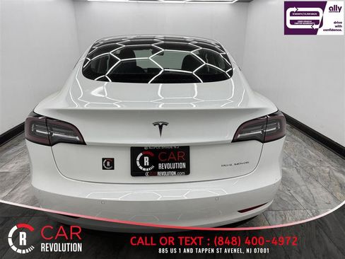 Used 2022 Tesla Model 3 Long Range AWD/4WD image 5