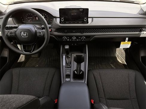 Used 2025 Honda Accord LX image 11
