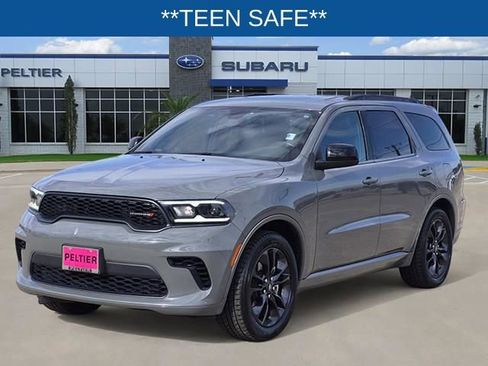 Used 2023 Dodge Durango GT w/ Blacktop Package image 3