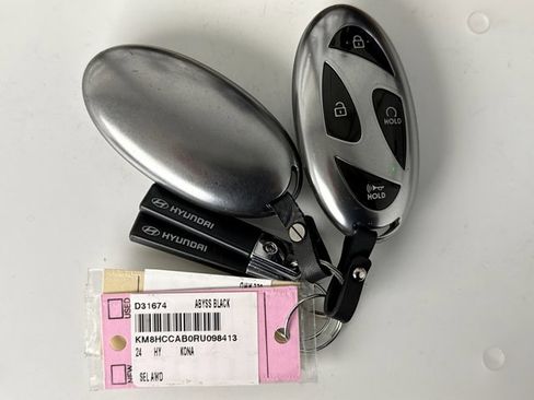 Used 2024 Hyundai Kona SEL w/ Convenience Package image 21