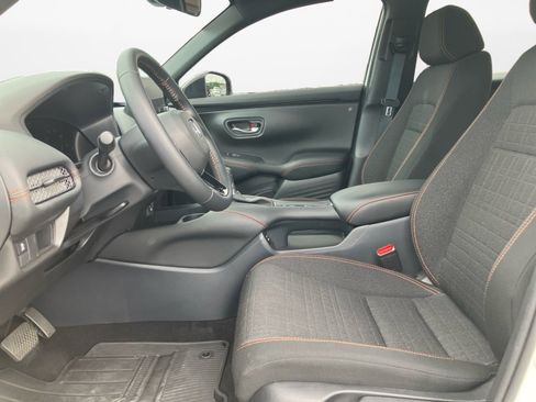Certified 2025 Honda HR-V Sport image 11