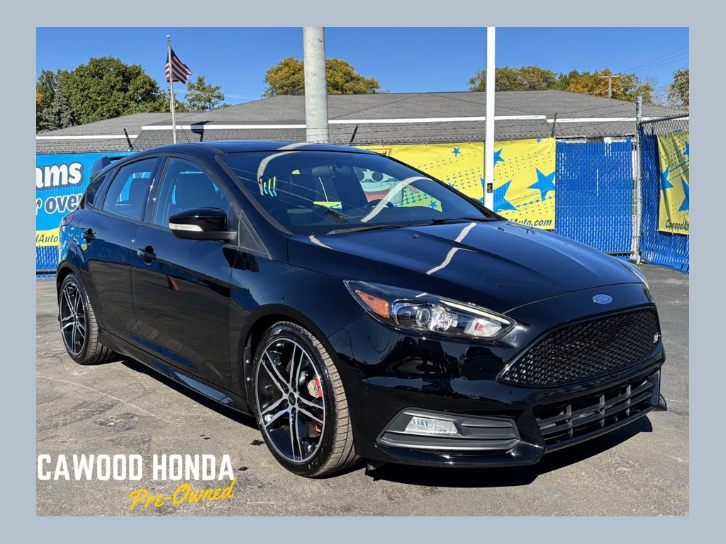 Used 2018 Ford Focus ST w/ Equipment Group 401A FWD 360° Tour
