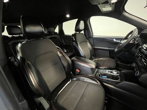 Used 2024 Ford Escape ST-Line FWD image 9