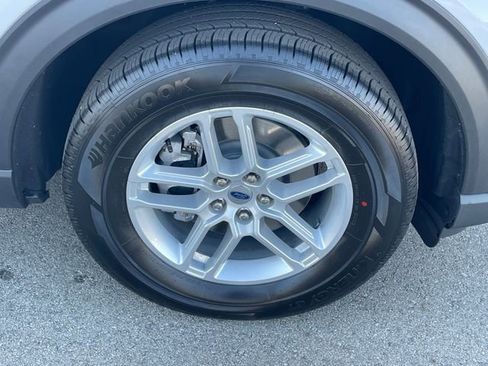 New 2026 Ford Explorer Active image 32