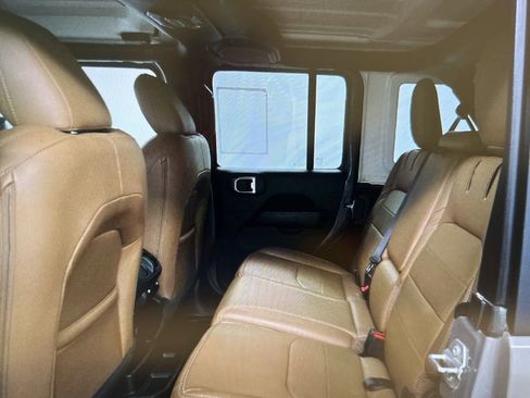 Used 2023 Jeep Wrangler Unlimited Sahara w/ Cold Weather Group image 13