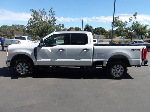 Used 2024 Ford F250 XLT image 5