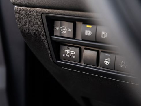 Used 2025 Toyota Sequoia TRD Pro image 30